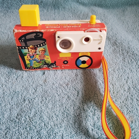 Working condition Vintage 1967 Fisher Price Picture Story Camera #784 - Picture 2 of 7